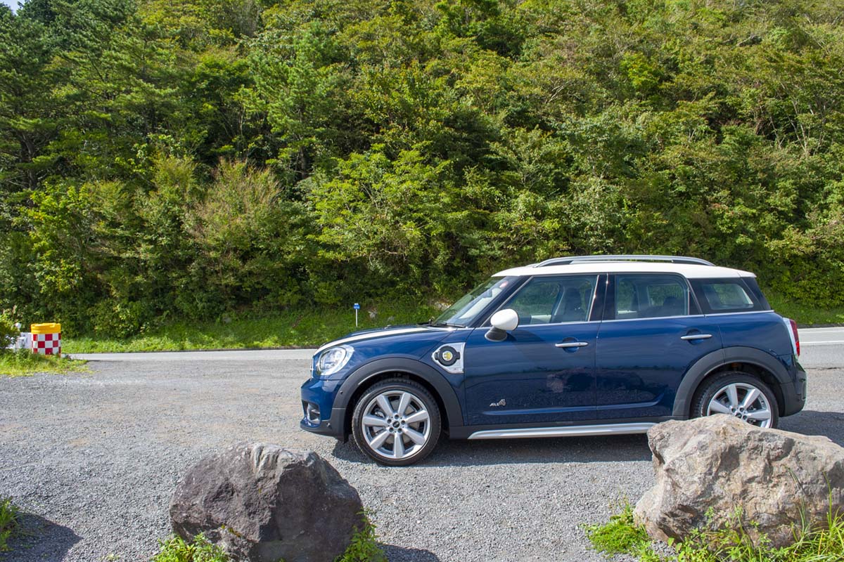 MINI COOPER SE CROSSOVER ALL4(PHEV)エクステリア